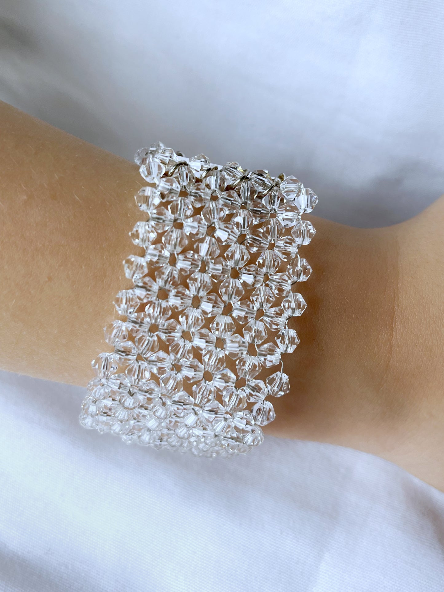 Brazalete Dolores ancho