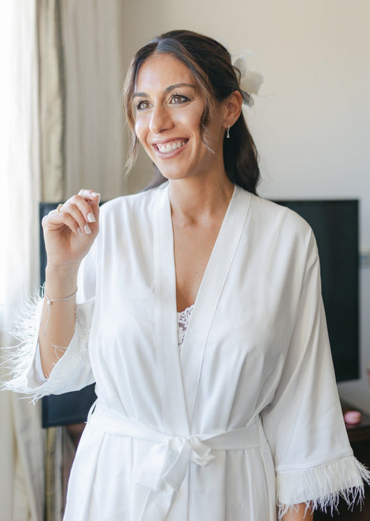 Bata_ white feather opaca